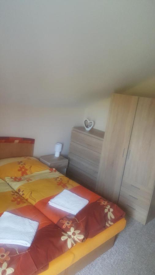 Apartmán Zlatá rybka Bellegszencse Kültér fotó
