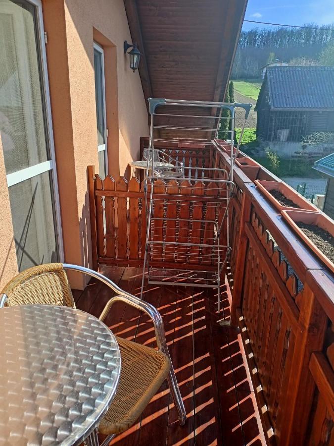 Apartmán Zlatá rybka Bellegszencse Kültér fotó