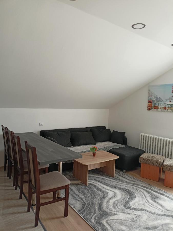 Apartmán Zlatá rybka Bellegszencse Kültér fotó